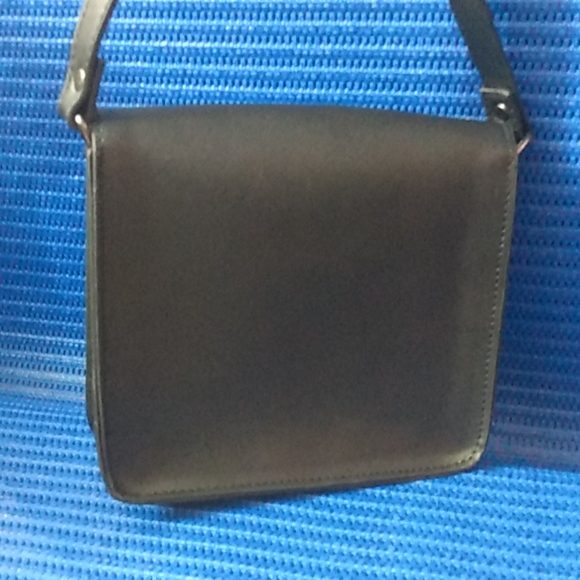 Disney - Picture 3 of 6